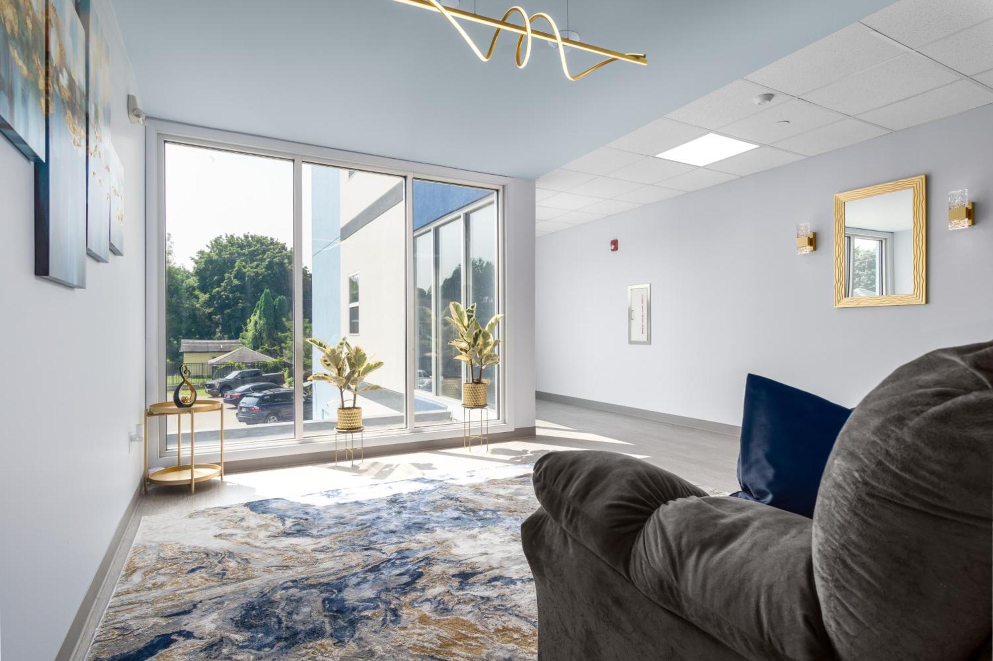 Grand Monarch! Best For Extended Stays! Johnson City Exteriör bild